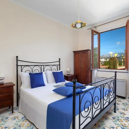 Bed and Breakfast Relais Santa Lucia Σορέντο