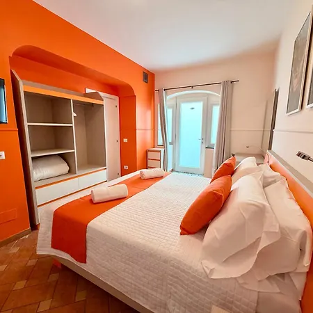 Relais Santa Lucia Bed & Breakfast 3*