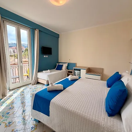 Relais Santa Lucia לינה וארוחת בוקר 3*