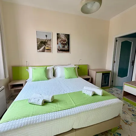 Relais Santa Lucia Bed and breakfast 3*
