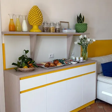 Relais Santa Lucia Bed and Breakfast 3*