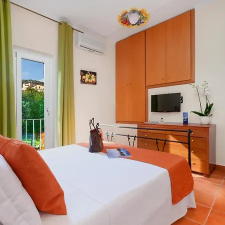 Relais Santa Lucia سورينتو